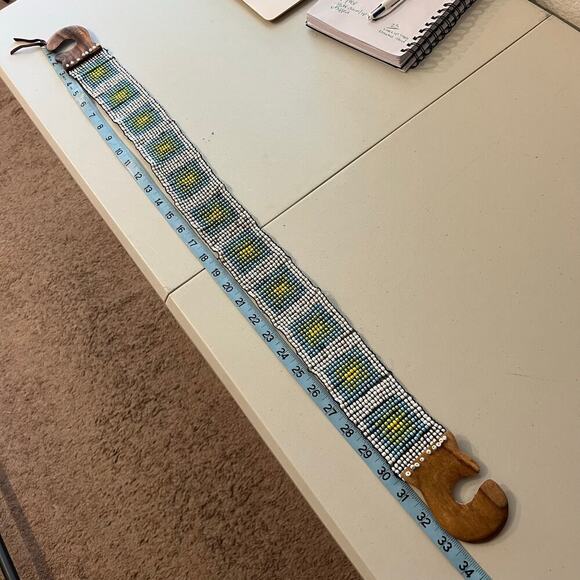 Vintage Wooden Loop Buckle Handmade in Indonesia Beaded Stretchy Belt Free Size - Picture 7 of 9